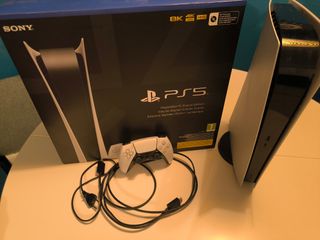 PS5 Digital Edition (PlayStation 5)