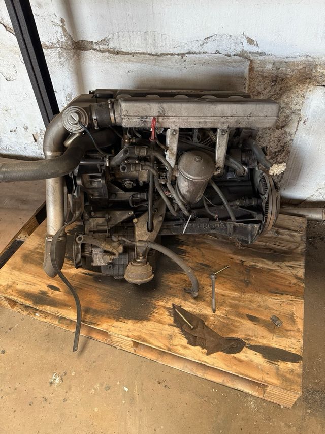 Motor BMW 525tds E34