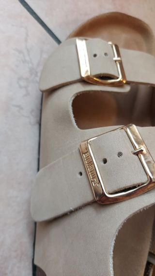 Sandali in vera pelle con cinturini