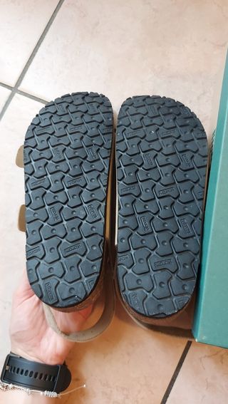 Sandali in vera pelle con cinturini