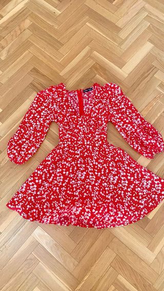 Vestido rojo flores