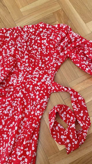 Vestido rojo flores