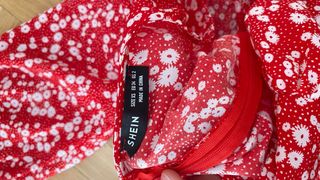 Vestido rojo flores