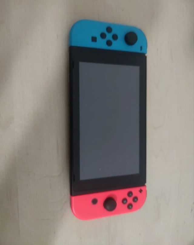 Nintendo Switch + Accesorios