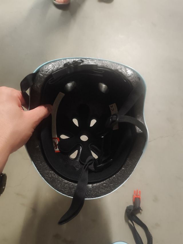 Casco bici niño/a celeste