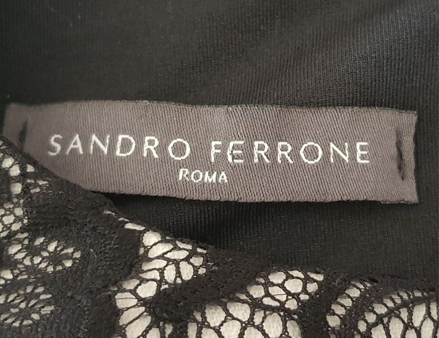 Vestito nero in pizzo