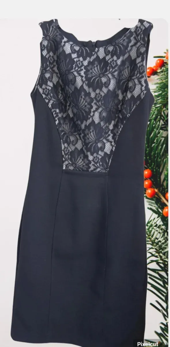 Vestito nero in pizzo