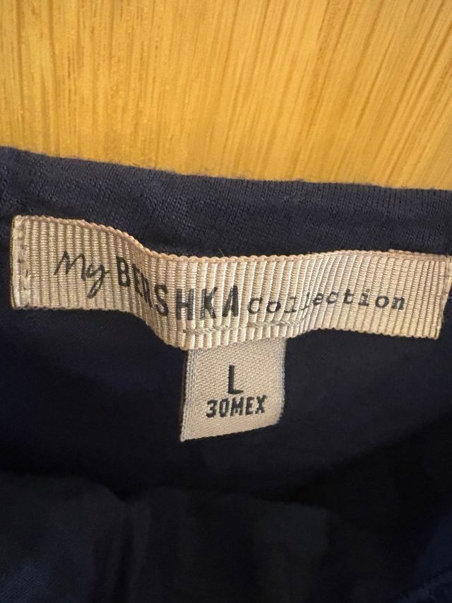 Blusa Bershka azul L c/lentejuelas