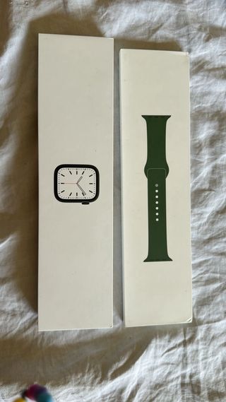 Apple Watch Series 7 - Negra y Verde