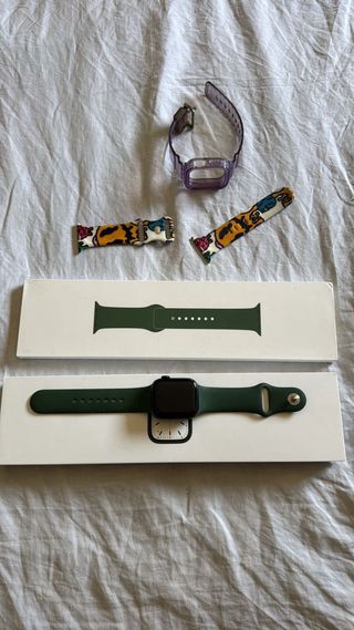Apple Watch Series 7 - Negra y Verde
