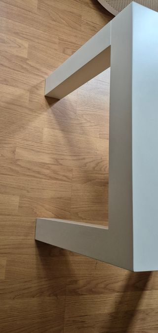 Mesita blanca madera - Decoración
