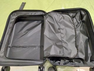 Valigia rigida vendo una 40 e due 70 euro