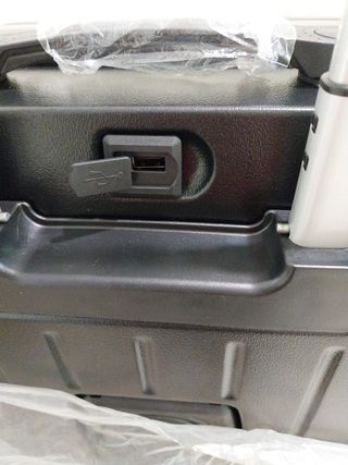 Valigia rigida vendo una 40 e due 70 euro
