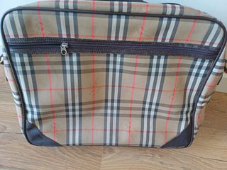 Valigia Burberrys vintage. Originale