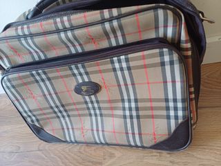 Valigia Burberrys vintage. Originale
