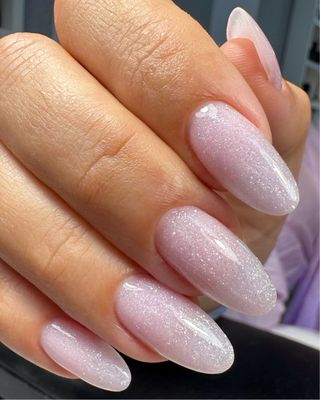 Busco modelo para manicura en Madrid (Majadahonda)