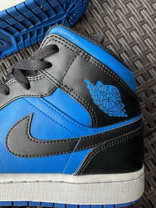 Nike Air Jordan 1 Mid - 44