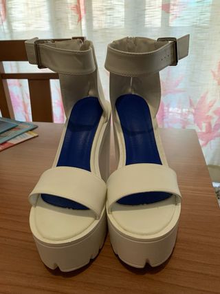 Tacones plataforma blancos - Talla 35