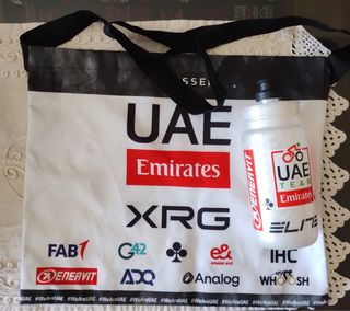 Borsello UAE Team Emirates + Bidon 2025