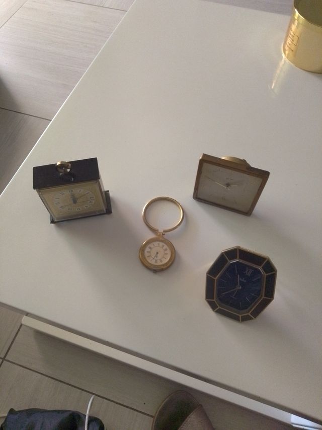 3 sveglie vintage: Indier & 1 Orologi