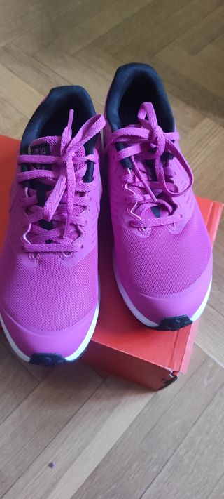 Zapatillas Nike niña fucsia 36,5