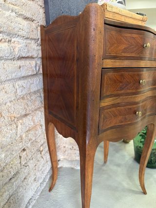 Mesita de noche francesa siglo XIX