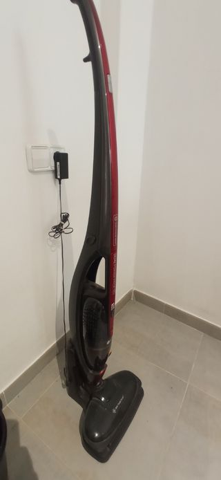 Aspiradora escoba Dual Power Pack 18V