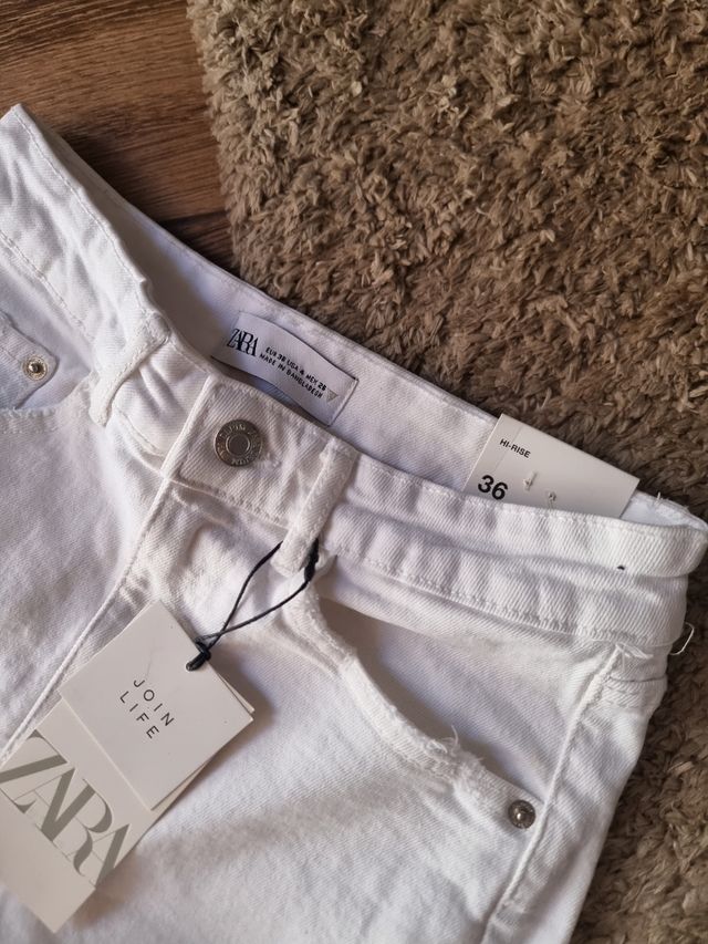 Shorts Zara blancos rotos talla 36