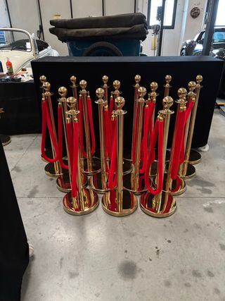 Stock 20 paletti Vip acciaio dorato - corde rosse