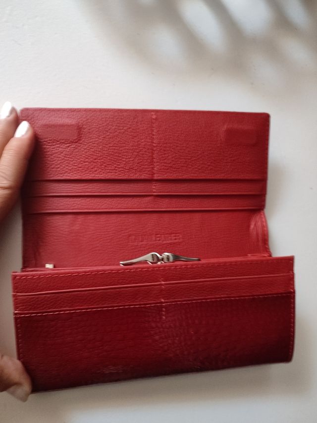 Monedero rojo piel efecto cocodrilo