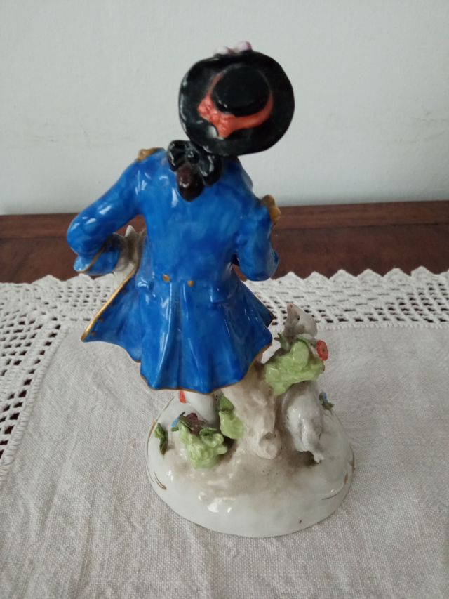 Pareja figuras porcelana pastoril