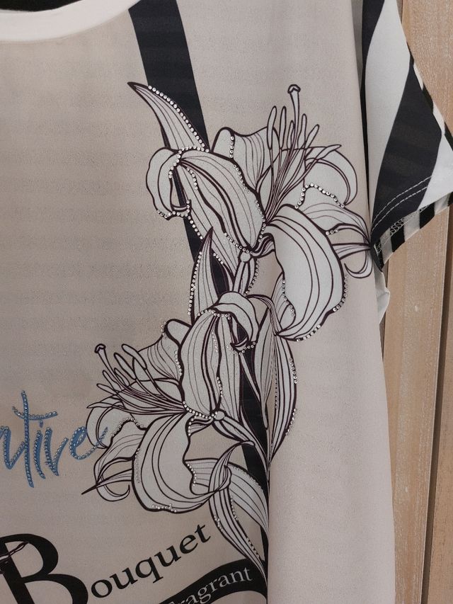 Blusa Gaudì beige e bianca