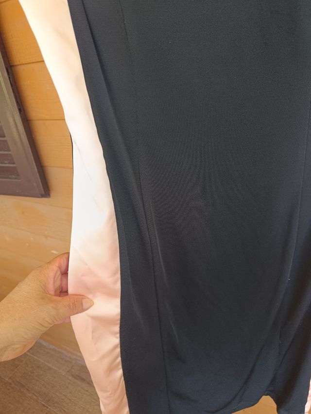 Abito nero e rosa elegante