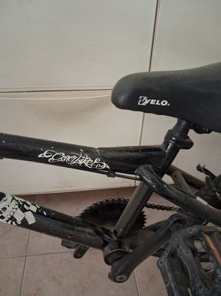 Bicicleta BMX usada