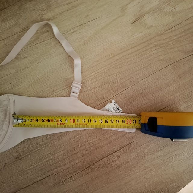 Sujetador Calvin Klein rosa 90D