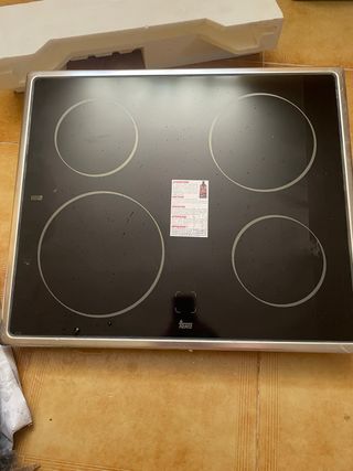 Vitrocerámica Teka 4 fuegos para mandos de horno