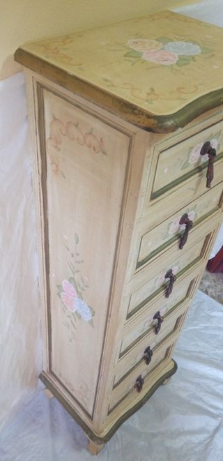 SINFONIER B & B DE 6 CAJONES CON ADORNOS FLORALES.