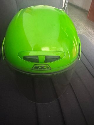 Casco moto verde