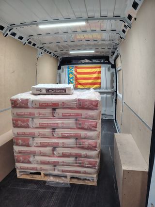 Autónomo con furgoneta