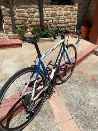 Bicicleta carretera carbono BH
