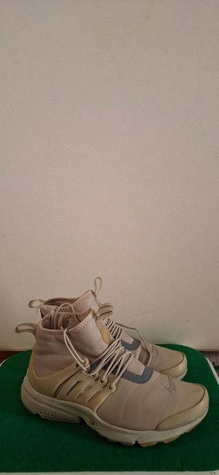 Zapatillas Nike Air Presto Mid Beige