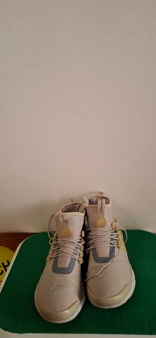 Zapatillas Nike Air Presto Mid Beige