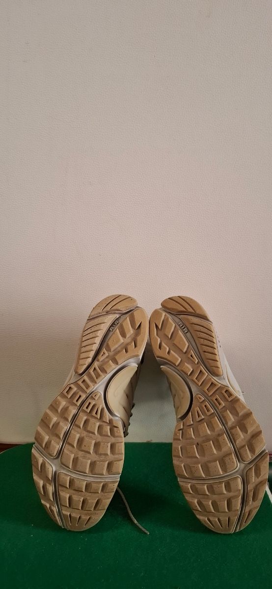 Zapatillas Nike Air Presto Mid Beige