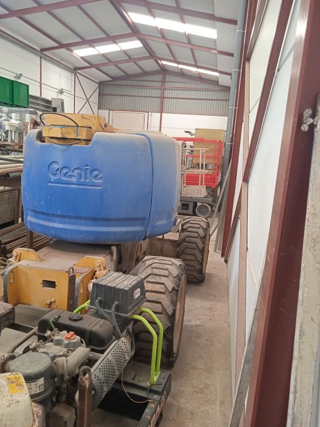 Elevador telescopio genie