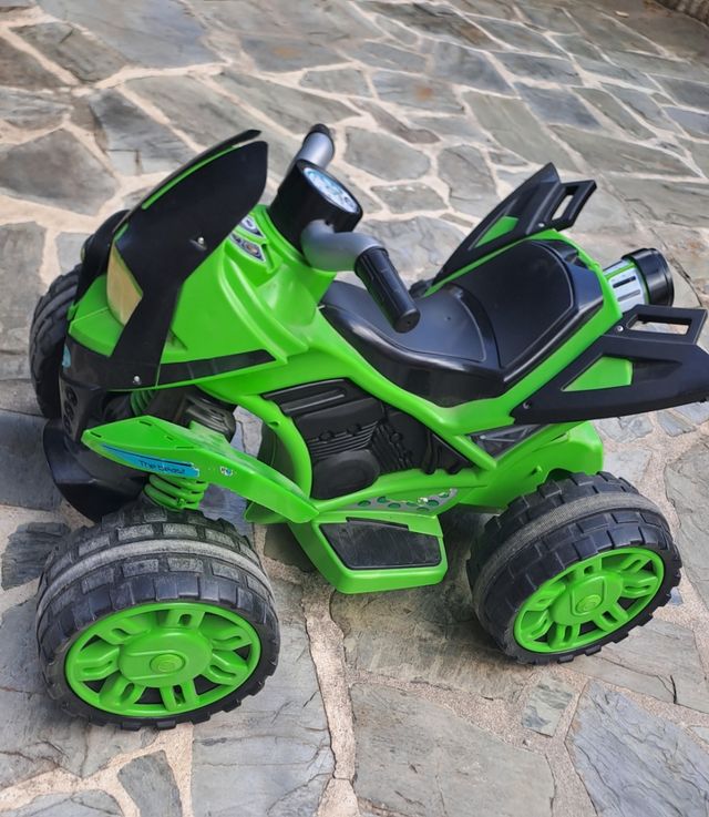Moto eléctrica infantil
