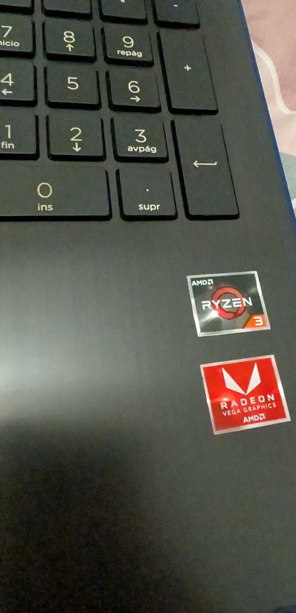 Portátil HP 15-db1019ns - Azul. Perfecto estado