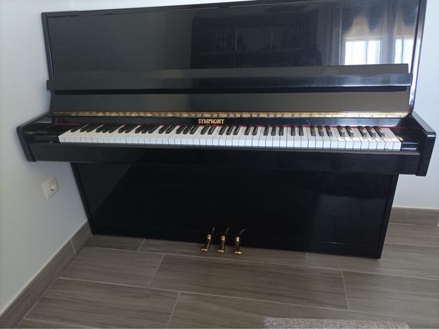 Piano Symphony - Piano acústico