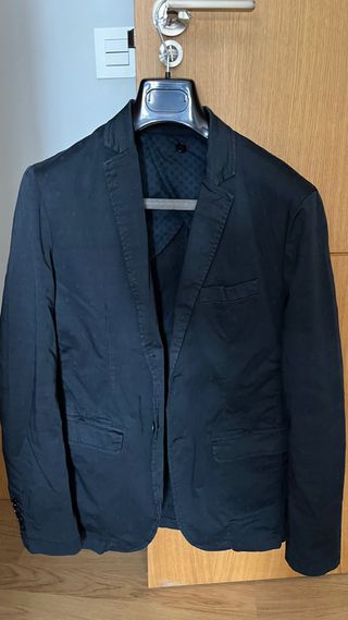 Chaqueta azul marino estampada