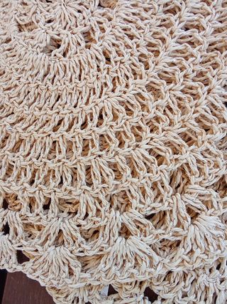 Sottopiatti rotondi in sisal e lurex oro beige 38c