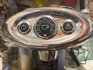 Cafetera ILLY eléctrica usada